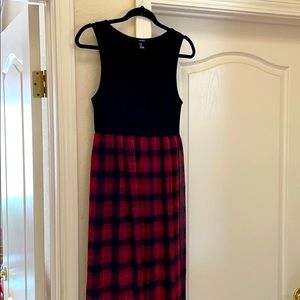 Forever 21 Maxi dress sleeveless red and black